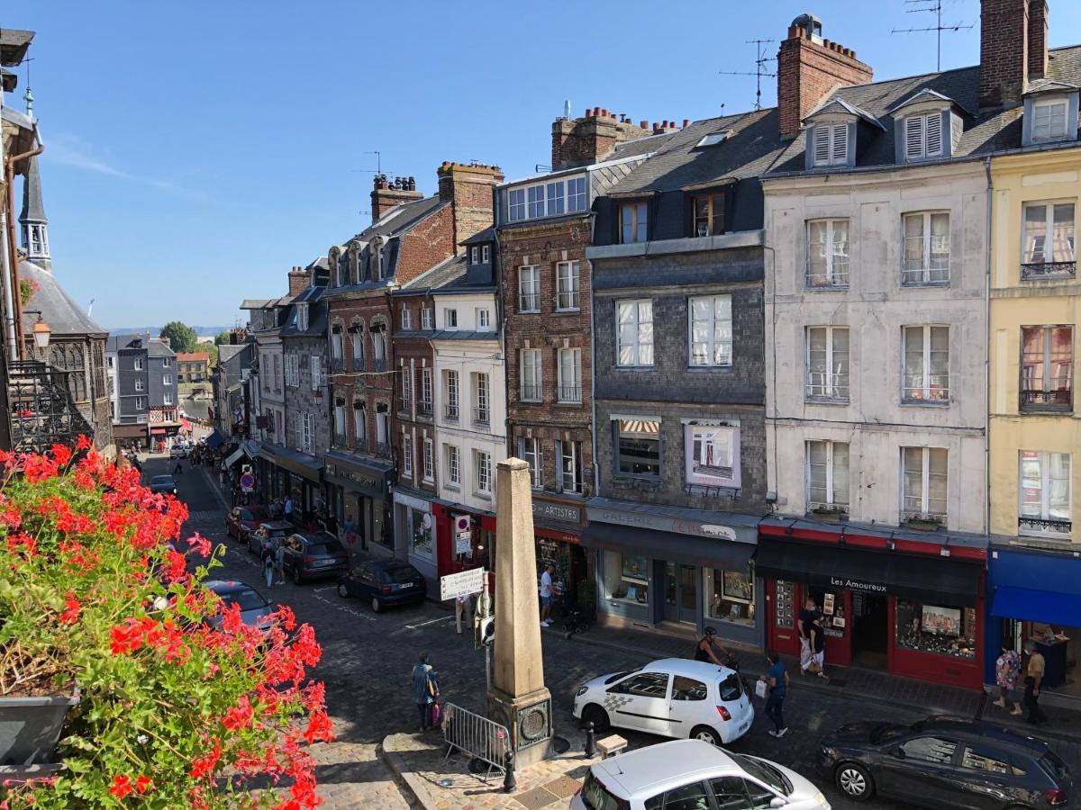 Appartement Charles Baudelaire องเฟลอร์ ภายนอก รูปภาพ