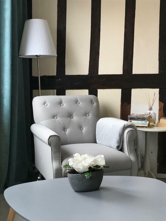 Appartement Charles Baudelaire องเฟลอร์ ภายนอก รูปภาพ